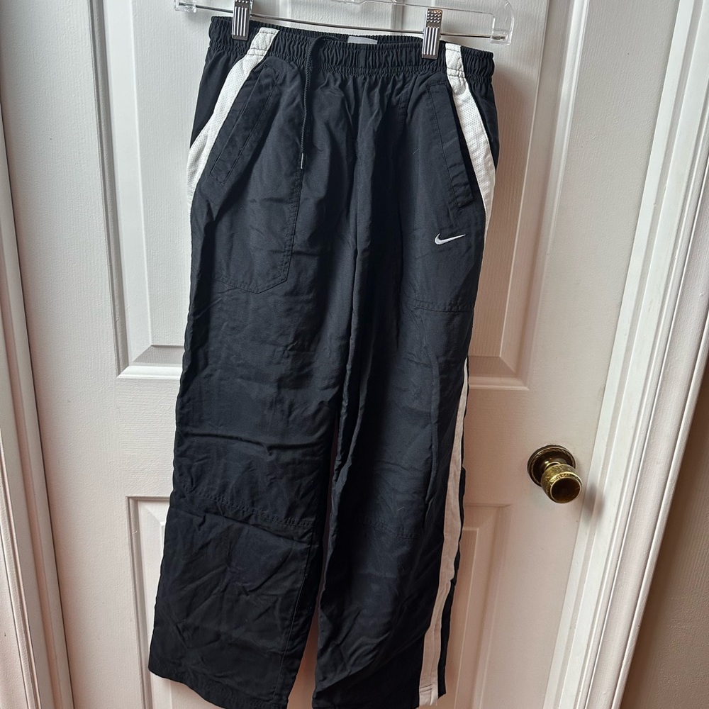 Nike Boy’s Size 14-16 Thick Lined Track Pants